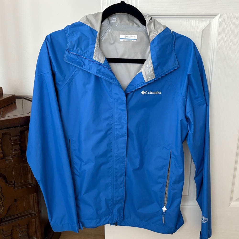 Columbia Women's Vibrant Blue Hooded Rain Jacket